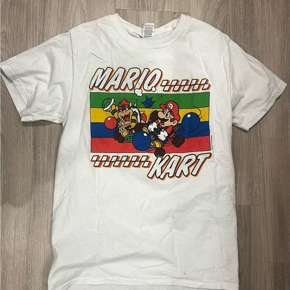 Vintage White Mario‎ Kart Graphic Tee Gaming Video Game Character